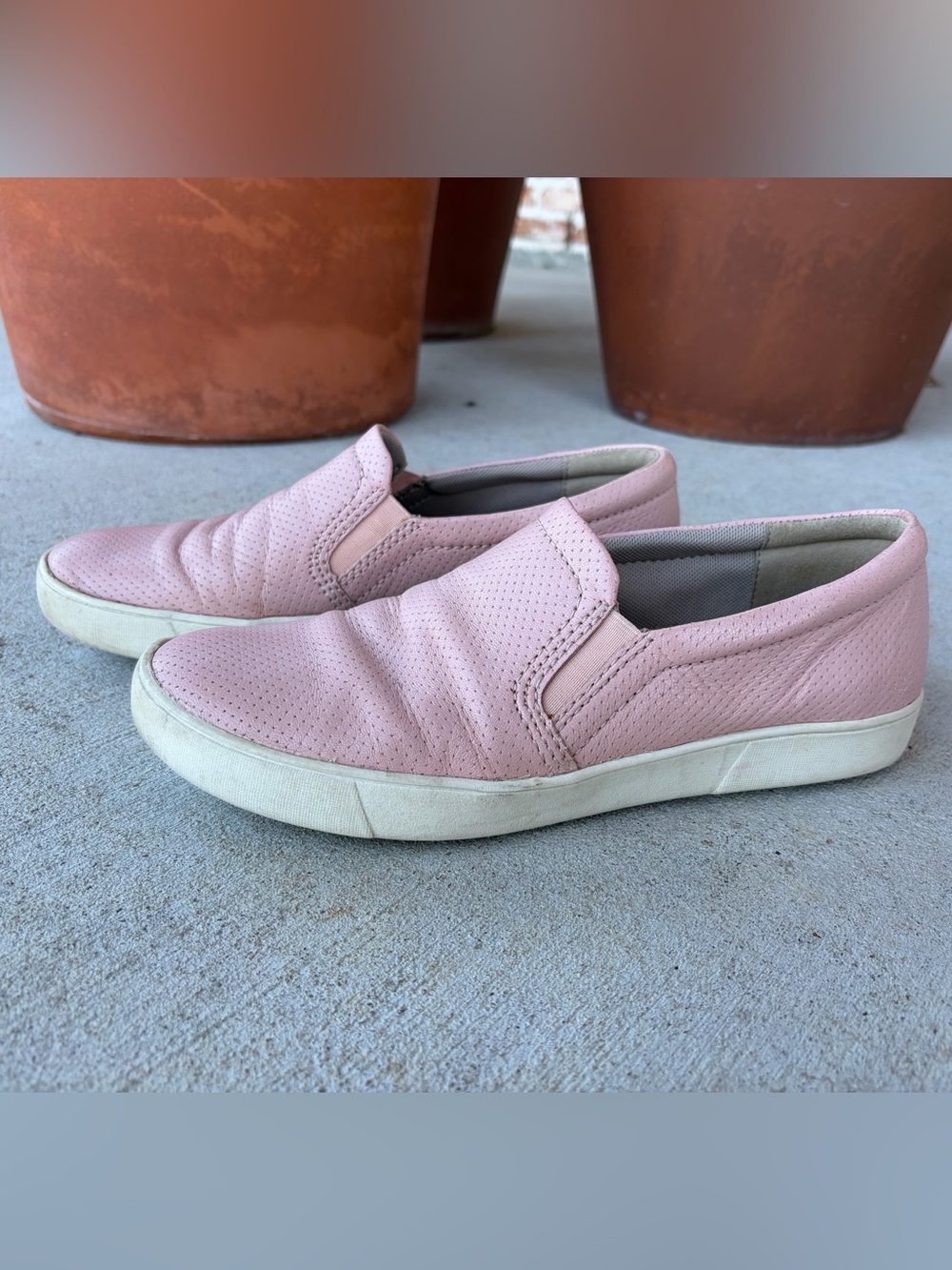 Naturalizer Marianne Blush Leather Perforated Slip-On Sneakers
